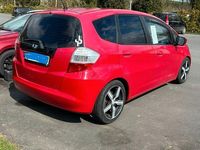 Second-hand Honda Jazz 90 CP (66 kW) 2011 Roșu Hatchback