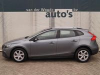 Gebraucht Volvo V40 CC Kinetic 120 PS (88 kW) 2018 Grau Kombi