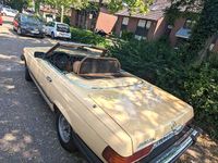 Gebraucht Mercedes SL380 218 PS (160 kW) 1981 Gelb Cabrio