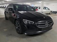 Gebraucht Mercedes E220 Avantgarde 200 PS (147 kW) 2022 Schwarz Limousine