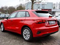 Gebraucht Audi A3 Sportback e-tron Basis 150 PS (110 kW) 2022 Rot Kleinwagen