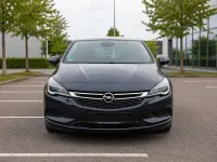 Gebraucht Opel Astra Edition 105 PS (77 kW) 2017 Grün Limousine
