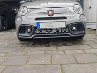 Gebraucht Abarth 695 179 PS (131 kW) 2024 Grau Kleinwagen
