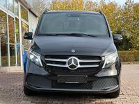 Gebraucht Mercedes V300 237 PS (174 kW) 2024 Schwarz Van / Kleinbus