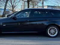 Gebraucht BMW 318 Performance 143 PS (105 kW) 2010 Schwarz Kombi