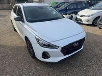 Gebraucht Hyundai i30 Style 140 PS (102 kW) 2017 Weiß Limousine