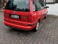 Gebraucht VW Sharan 204 PS (150 kW) 2002 Rot Van / Kleinbus