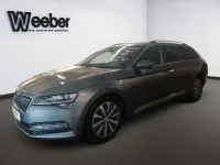 Gebraucht Skoda Superb Premium Edition 150 PS (110 kW) 2023 Graphitegrau (metallic) Kombi