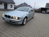 Gebraucht BMW 525 143 PS (105 kW) 1997 Silber Limousine