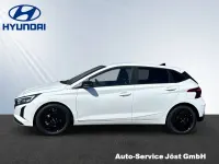 Neu Hyundai i20 Blackline 90 PS (66 kW) 2026 Weiss Kleinwagen