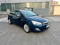 Gebraucht Opel Astra 116 PS (85 kW) 2010 Blau Kleinwagen