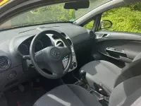 Gebraucht Opel Corsa Edition 66 PS (48 kW) 2009 Gelb Kleinwagen