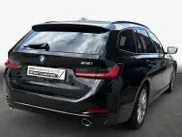 Gebraucht BMW 318 Sport Line 156 PS (114 kW) 2024 Saphirschwarz metallic Kombi