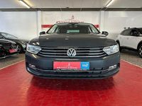 Gebraucht VW Passat 150 PS (110 kW) 2019 Uranograu/cinza urano Limousine