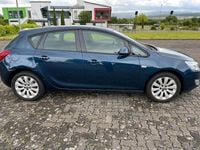 Gebraucht Opel Astra 116 PS (85 kW) 2010 Blau Limousine