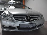 Gebraucht Mercedes E350 231 PS (169 kW) 2010 Silber Coupé