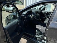 Gebraucht Peugeot 208 Active 95 PS (69 kW) 2012 Schwarz Kleinwagen