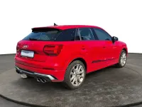 Gebraucht Audi SQ2 Ambiente 300 PS (220 kW) 2020 Tangorot metallic SUV