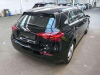 Gebraucht Mercedes A200 150 PS (110 kW) 2024 Schwarz Limousine