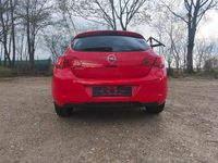 Gebraucht Opel Astra Edition 116 PS (85 kW) 2011 Rot Limousine