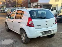 Gebraucht Dacia Sandero 75 PS (55 kW) 2009 Weiß Kleinwagen