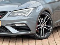 gebraucht Seat Leon ST Cupra 300 4Drive LED PANO NAVI ACC CAM