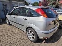Usata Ford Focus 101 CV (74 kW) 2004 Argento Berlina