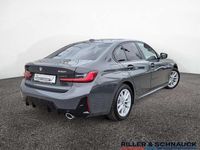 Gebraucht BMW 330 M Sport 245 PS (180 kW) 2025 Dravitgrau Limousine