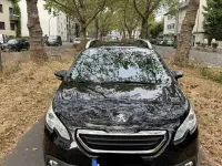 Gebraucht Peugeot 2008 Active 120 PS (88 kW) 2015 Schwarz SUV