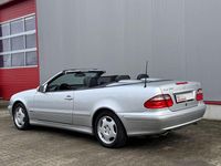 Gebraucht Mercedes CLK230 Elegance 197 PS (144 kW) 2001 Silber Cabrio