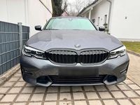 Gebraucht BMW 330 252 PS (185 kW) 2019 Grau Limousine