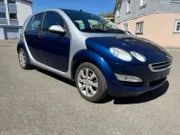 Używany Smart ForFour 95 KM (69 kW) 2004 Niebieski Hatchback