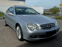 Gebraucht Mercedes CLK220 150 PS (110 kW) 2007 Silber Coupé