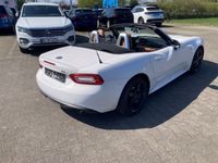 Gebraucht Fiat 124 Spider Lusso 140 PS (102 kW) 2019 Weiß Cabrio