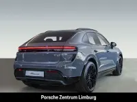 Gebraucht Porsche Macan Turbo 469 kW (639 PS) 2025 Grau SUV