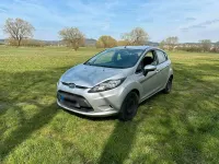 Gebraucht Ford Fiesta 75 PS (55 kW) 2012 Grau Limousine