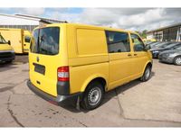 Second-hand VW T5 84 CP (61 kW) 2014 Galben Van