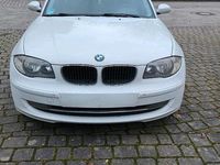 Gebraucht BMW 116 122 PS (89 kW) 2008 Weiß Kleinwagen