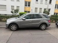 Gebraucht Mercedes ML300 190 PS (139 kW) 2010 Grau SUV