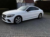 Gebraucht Mercedes C200 184 PS (135 kW) 2019 Weiß Coupé