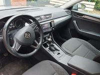 Gebraucht Skoda Superb Active 125 PS (91 kW) 2018 Grau Limousine