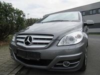 Gebraucht Mercedes B200 140 PS (102 kW) 2010 Grau Van / Kleinbus