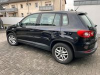 gebraucht VW Tiguan 1,4 TSI BLACK EDITION 4 TÜRER AHK VON PRIVAT