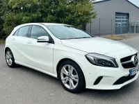 Gebraucht Mercedes A180 Urban 122 PS (89 kW) 2016 Weiß Kleinwagen