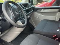 Second-hand VW Multivan 135 CP (99 kW) 2019 Roșu Monovolum