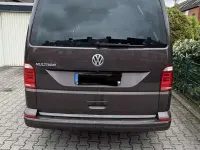 Gebraucht VW Multivan 205 PS (150 kW) 2019 Braun Van / Kleinbus