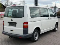 Gebraucht VW Caravelle 102 PS (75 kW) 2008 Grau Van