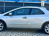 Gebraucht Honda Civic 140 PS (102 kW) 2006 Champagne silver m. Kleinwagen