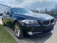 Gebraucht BMW 520 184 PS (135 kW) 2011 Schwarz Kombi