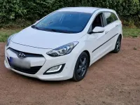 Gebraucht Hyundai i30 110 PS (80 kW) 2014 Weiß Kombi